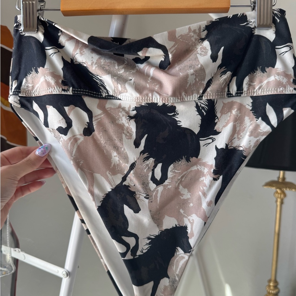 Beach Riot Swim Bottoms - Picture 3 of 4
